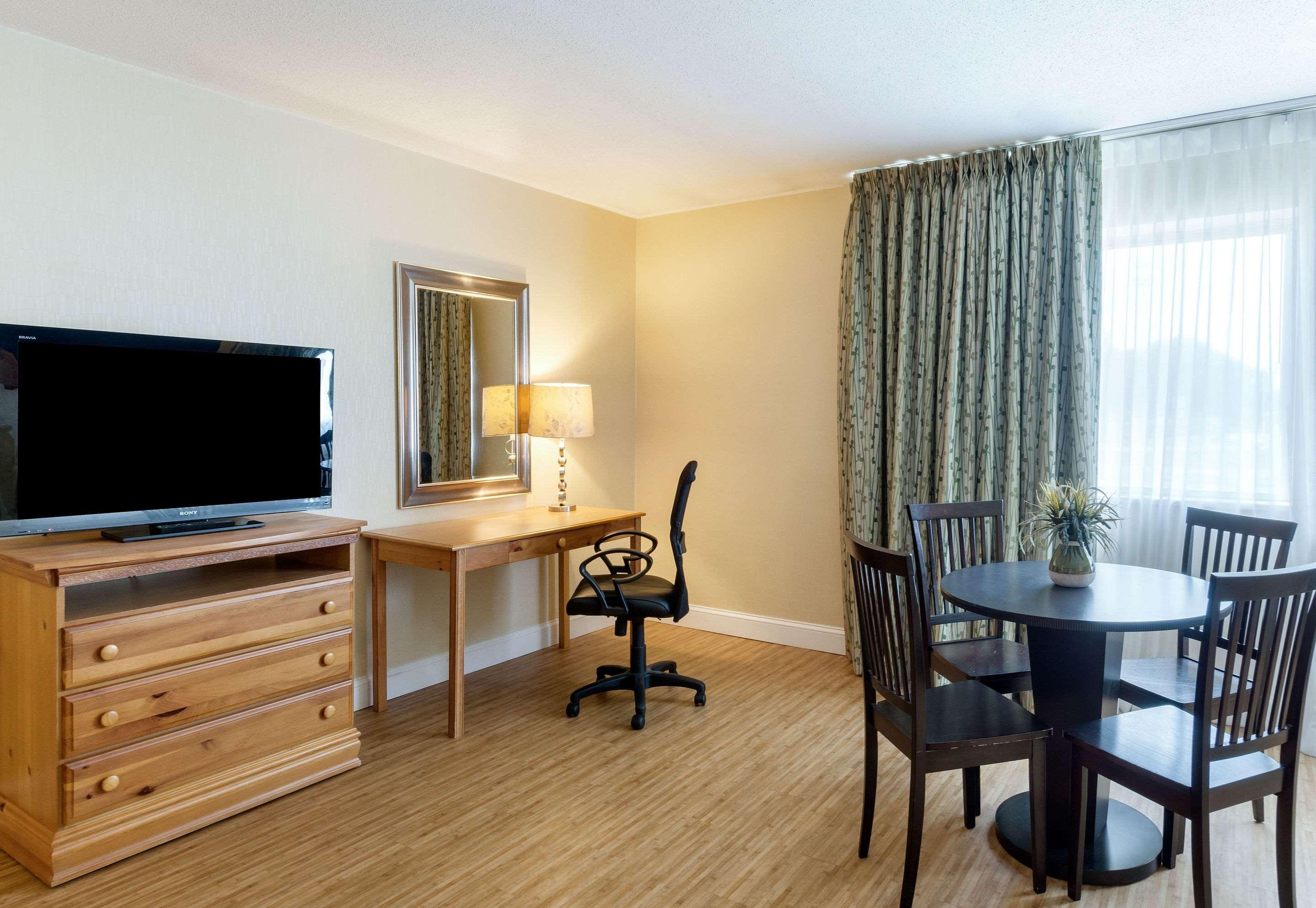Clarion Hotel Seekonk - Providence Eksteriør bilde